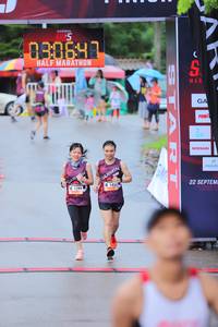 BIB: 030647, 1299
                            <button type="button" onclick="openModal(5745519)" class="btn btn-primary btn-sm float-right btn-popup" data-toggle="modal" data-target=".modal-high-quality">
                        <i class="fas fa-shopping-cart"></i> Add to Cart
                    </button>
                                            <button type="button" onclick="isThisMe(5745519, true)" class="btn btn-success btn-sm float-right btn-popup btn-isme hidden" data-toggle="tooltip" data-placement="bottom" title="นี่คือรูปของคุณใช่ไหม คลิกที่นี่เพื่อเอาเข้าอัลบั้ม">
                        <i class="fas fa-plus"></i> Add to album
                    </button>
                    <button type="button" onclick="isThisMe(5745519, false)" class="btn btn-warning btn-sm float-right btn-popup btn-isnotme hidden">
                        <i class="fas fa-ban"></i> Remove from album
                    </button>